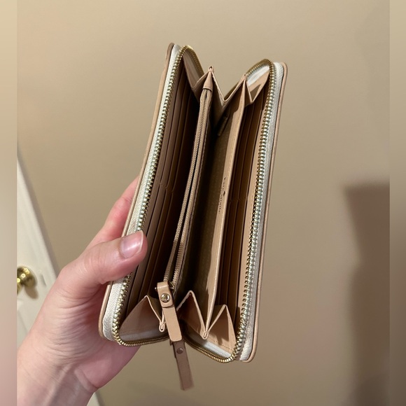 Kate Spade Flamingo Wallet - Picture 3 of 4